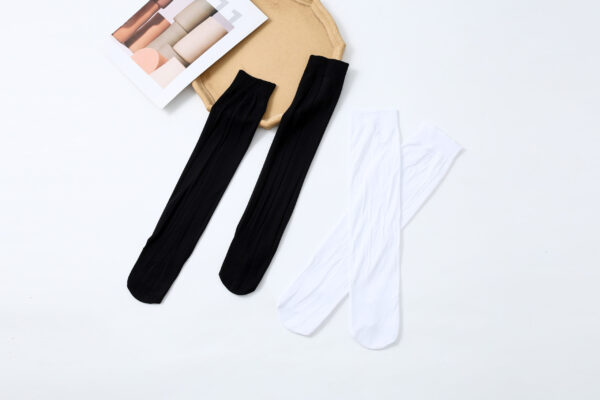 Al Thuraya Wudu Socks for Men & Women – 6 Pairs, 70 DEN Knee-High Stockings, Free Size, Soft, Breathable, Anti-Pilling, Black & White