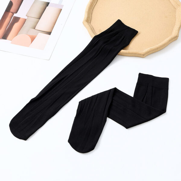 Al Thuraya Wudu Socks for Men & Women – 6 Pairs, 70 DEN Knee-High Stockings, Free Size, Soft, Breathable, Anti-Pilling, Black & White