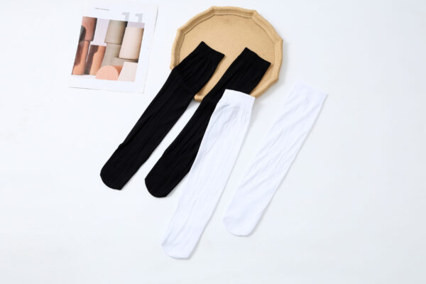 Al Thuraya Wudu Socks for Men & Women – 6 Pairs, 70 DEN Knee-High Stockings, Free Size, Soft, Breathable, Anti-Pilling, Black & White