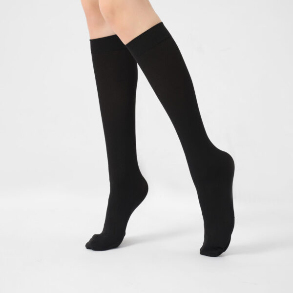 Al Thuraya Wudu Socks for Men & Women – 6 Pairs, 70 DEN Knee-High Stockings, Free Size, Soft, Breathable, Anti-Pilling, Black & White